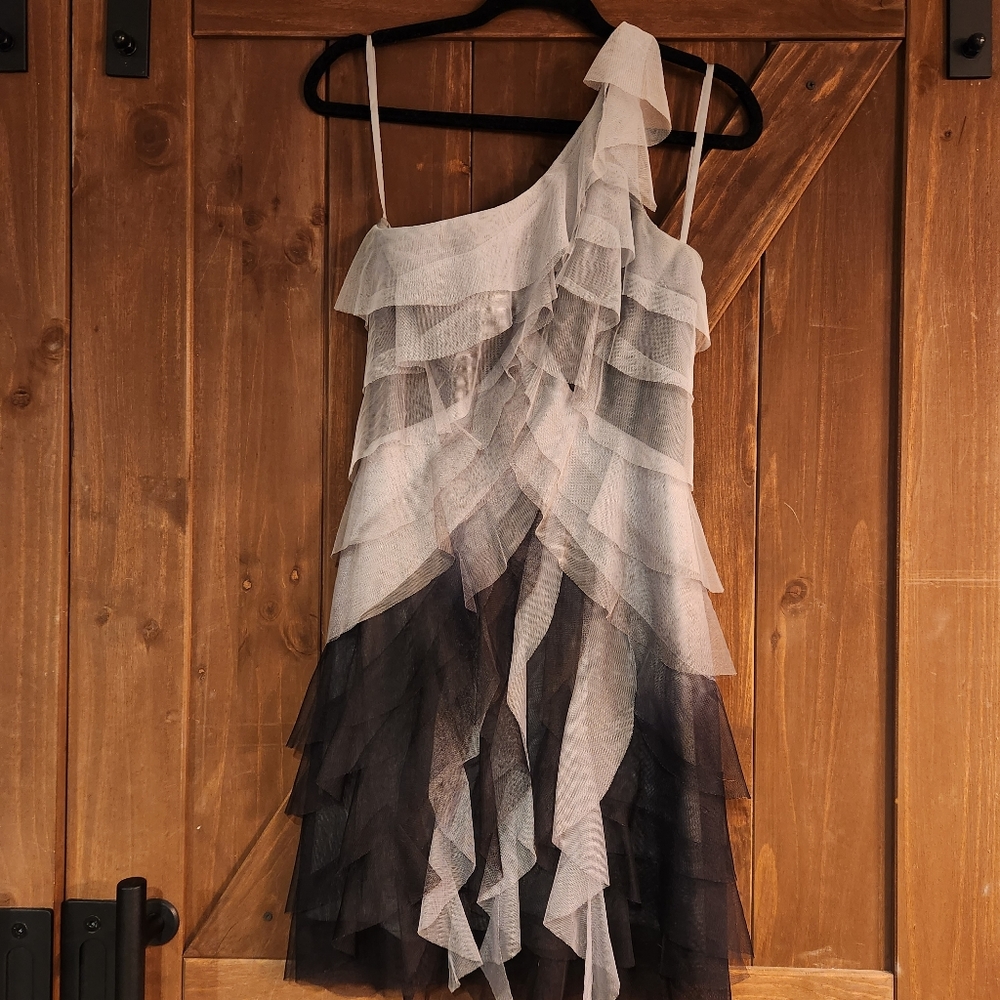 BCBGMAXAZRIA Black/White Poly Monica Tiered Ombre One Shoulder Dress Size 4